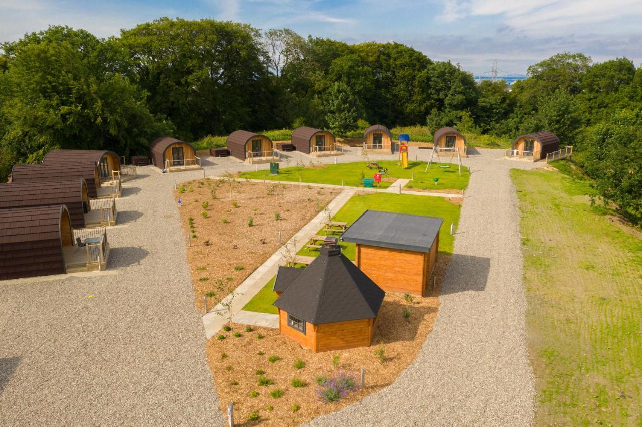 Weedingshall Lodges Falkirk Exterior foto
