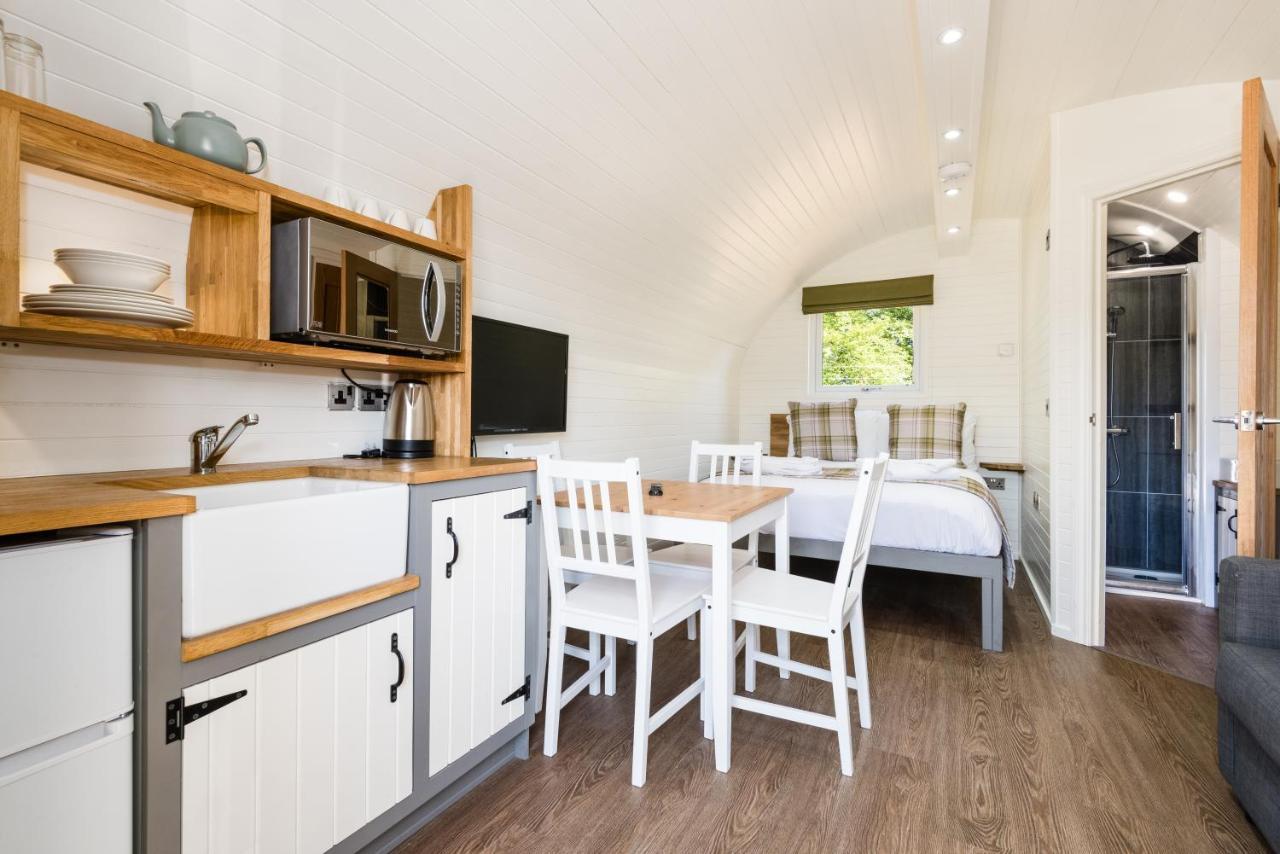 Weedingshall Lodges Falkirk Exterior foto