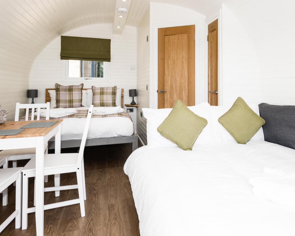 Weedingshall Lodges Falkirk Exterior foto